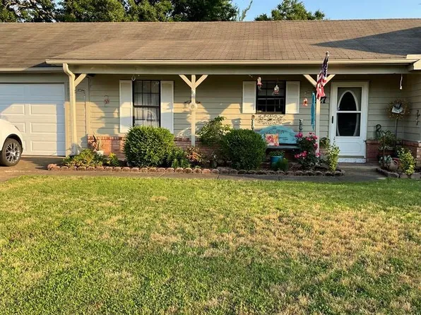 227 Hunters Ln, Marion, AR 72364