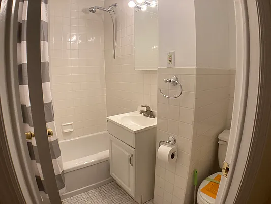 Rented by Highline Residential | media 15