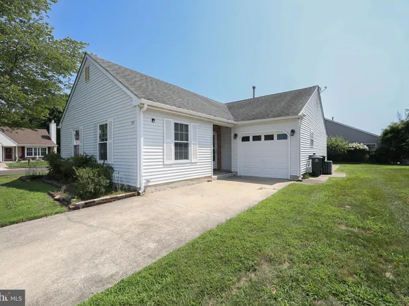 696 Rio Ct, Williamstown, NJ 08094