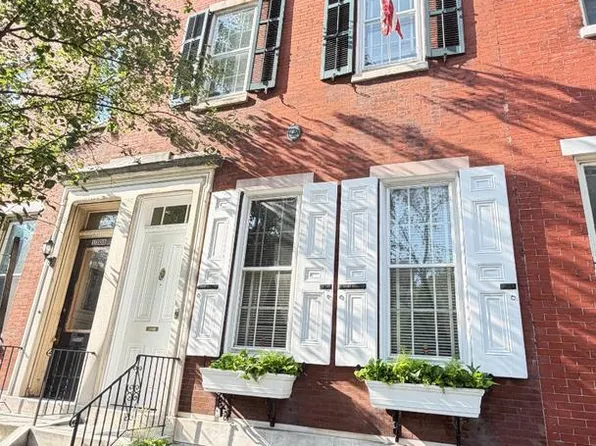 1310 Pine St, Philadelphia, PA 19107