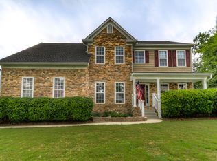 2712 Cascade Bend Dr, Buford, GA 30519