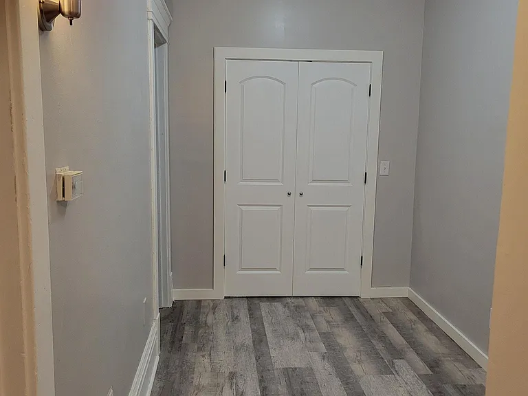 landing/dinning/utility room