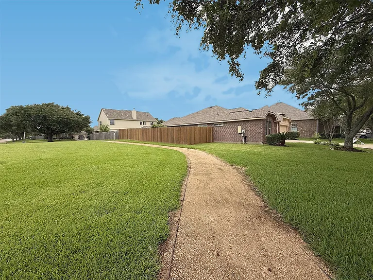3708 Whitlam Ct — Photo 27