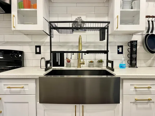 (undisclosed Address), San Diego, CA 92128