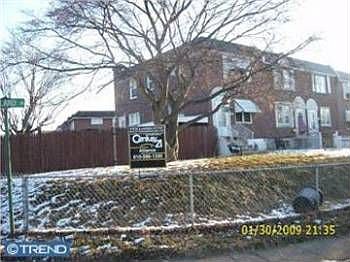 2nd image of 1083 W Ashland Ave