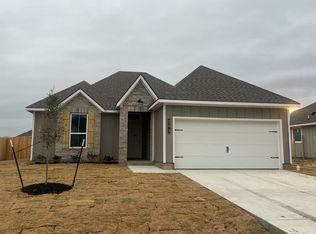 293 Harvest Lake Dr, Somerville, TX 77879