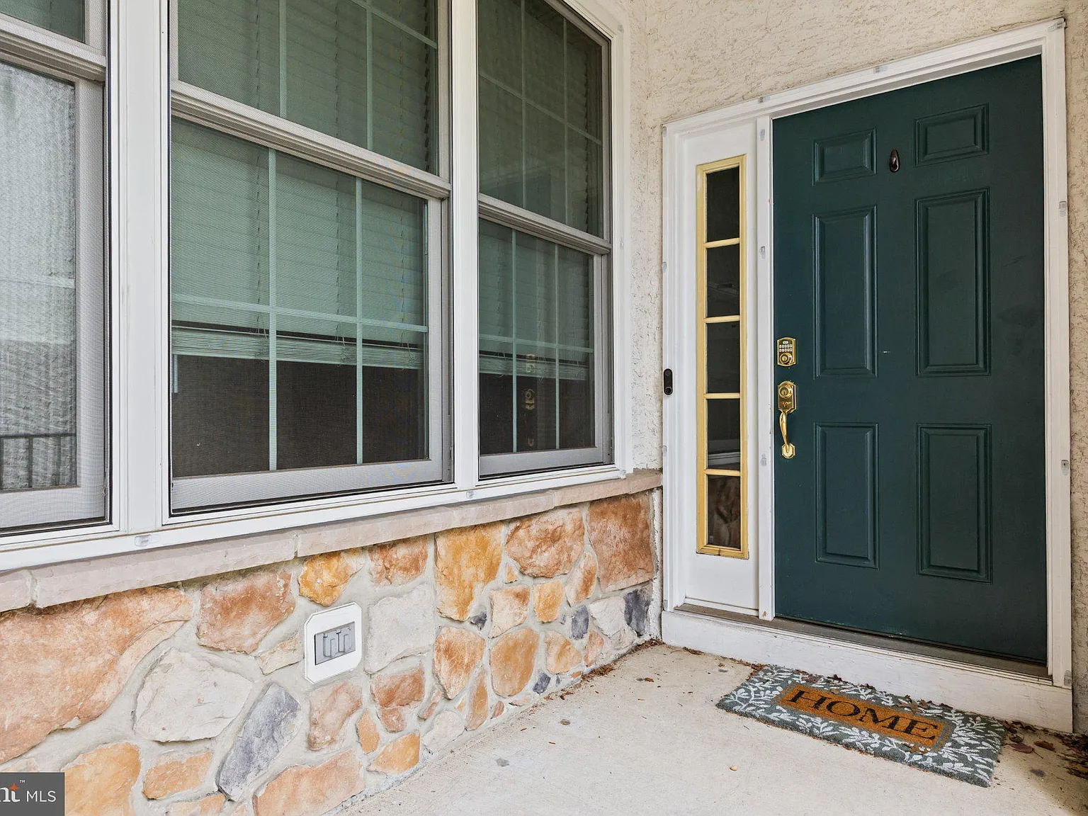 3 bed, 2.5 bath, 3016 sqft, $3,500 — Photo 4
