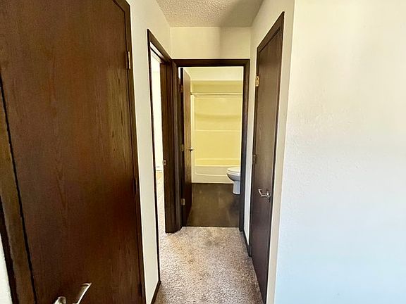 3rd image of 904 Park St APT 5