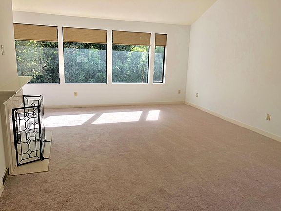 3rd image of 1346 Bellefield Park Ln #1346