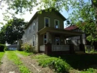 413 Cherry St — Photo 1