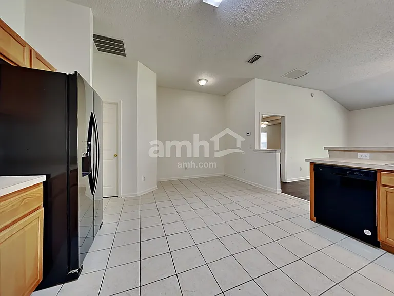 11740 Crooked River Rd — Photo 4