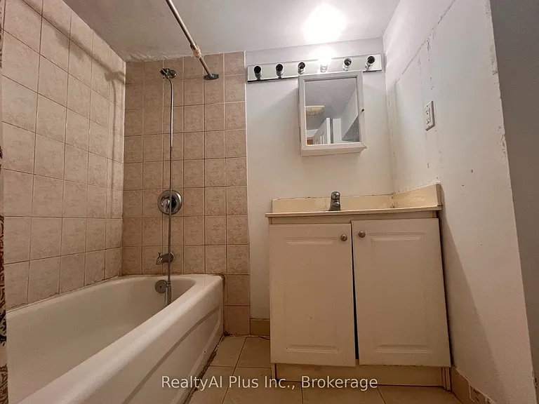 182 Boulton Ave — Photo 12