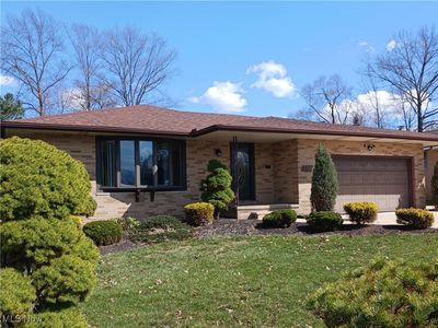 7493 Stary Dr, Parma, OH, 44134