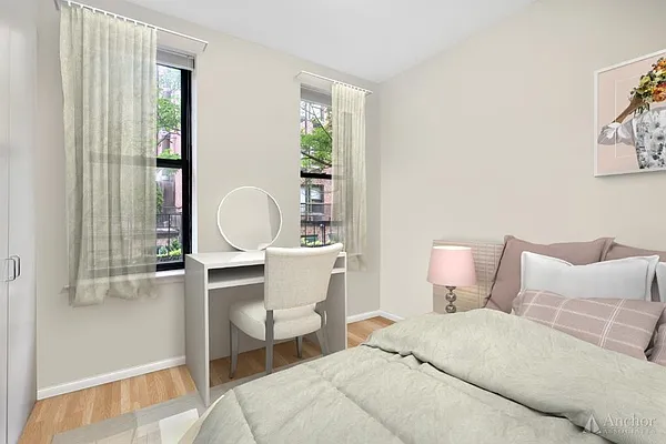 Rented by Anchor Associates | media 8