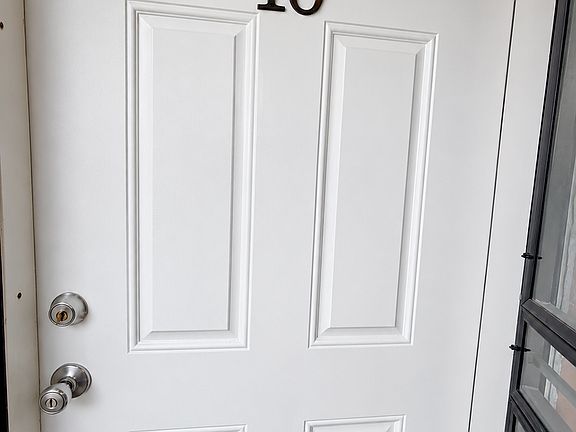 5th image of 14801 Joy Rd APT 10