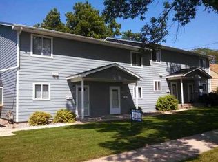 1420 W 33rd St, Sioux Falls, SD 57105
