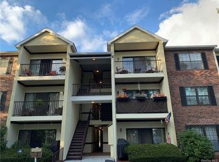 29 Huntington Cir, Peekskill, NY 10566