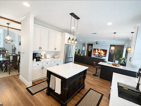 5th image of 12917 SW 23rd St