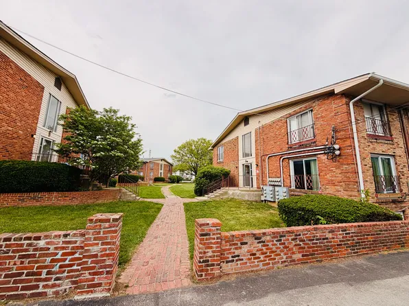1708 Jennifer Rd #D6, Lexington, KY 40505