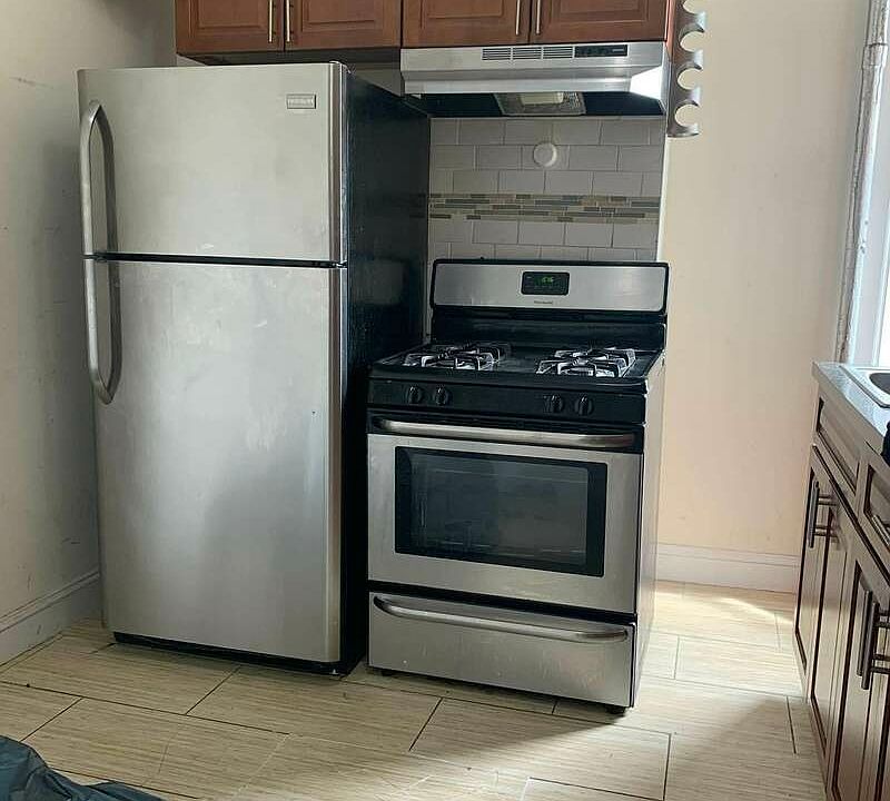 2nd image of 3240 Kingsbridge Ave #46