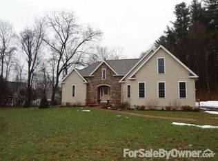 54 Blessing Rd, Slingerlands, NY 12159