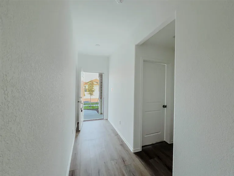 603 Waterway Ave — Photo 27