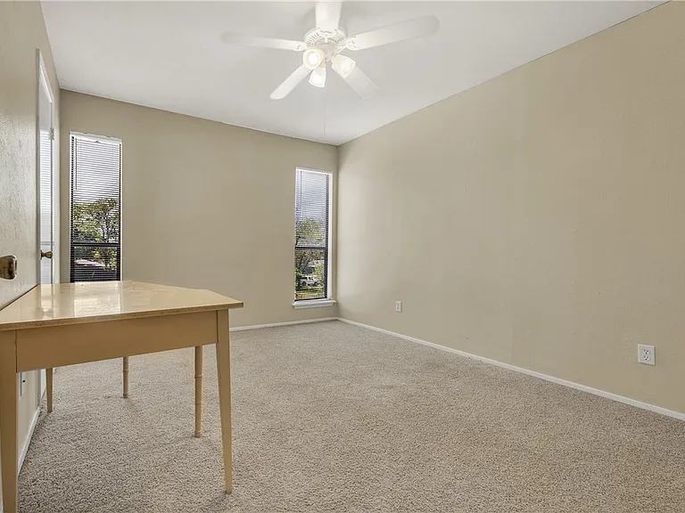 2101 Barak Ln #17 — Photo 17