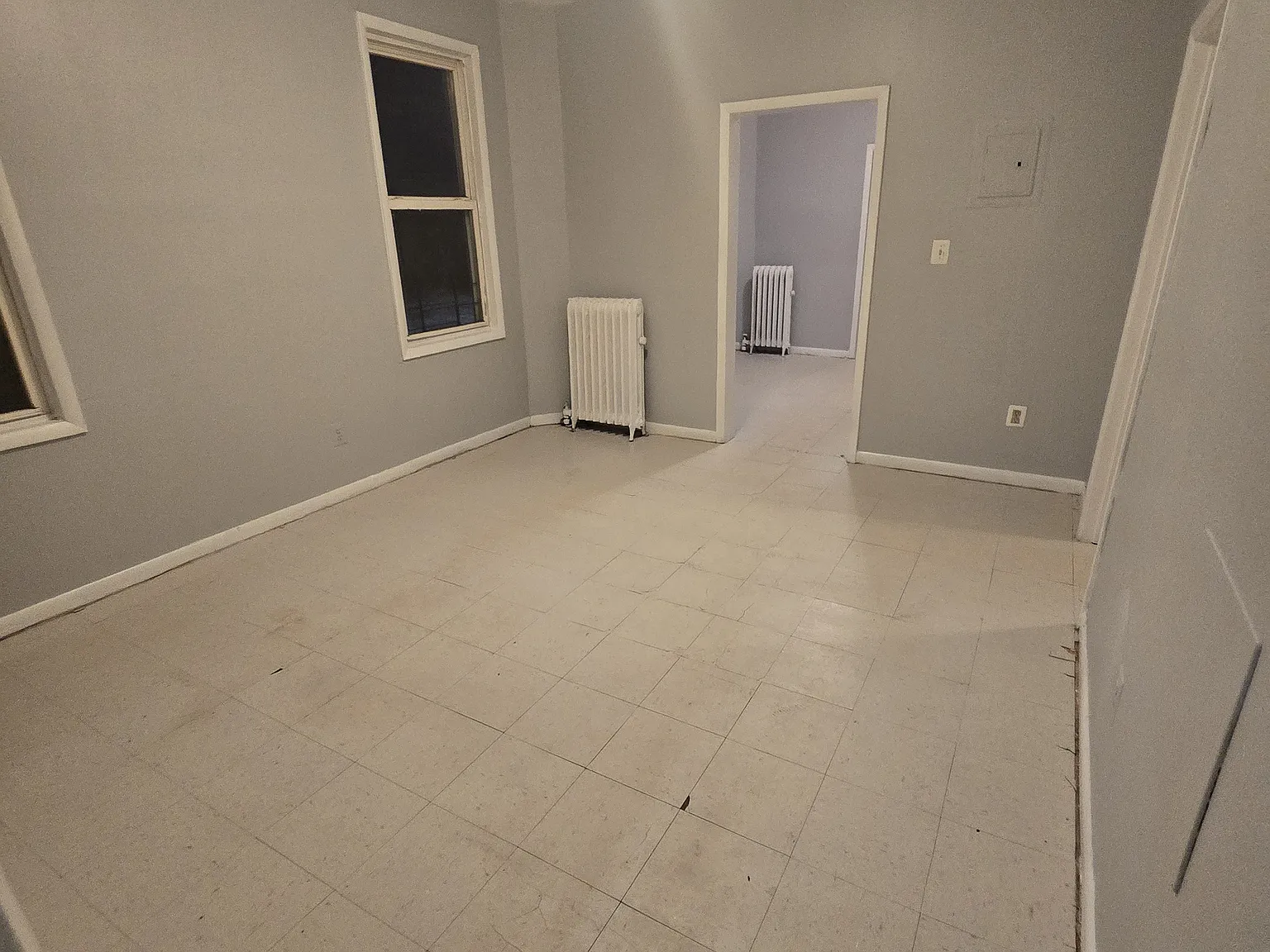 203 Peshine Ave — Photo 3