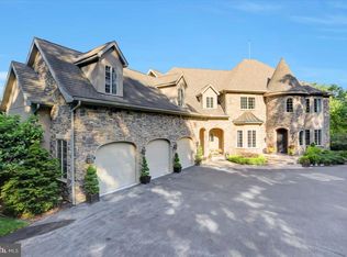 12565 Stone Crest Cir, Waynesboro, PA