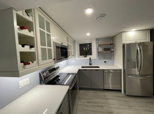 457 Magnolia Cres #B, London, ON N5Y 4T2