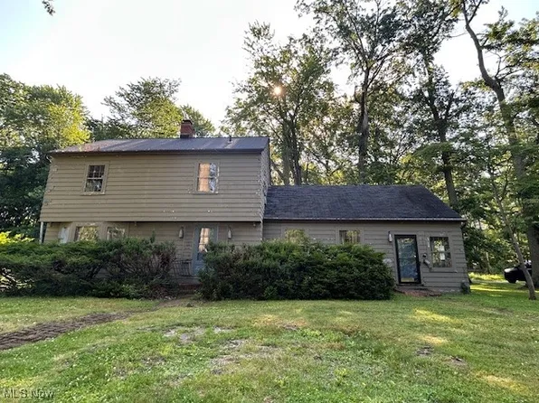 175 Curtis Dr, Avon Lake, OH 44012