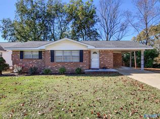 1001 Corsbie St SW, Hartselle, AL 35640