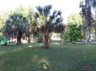 56240 Acorn Rd, Astor, FL 32102