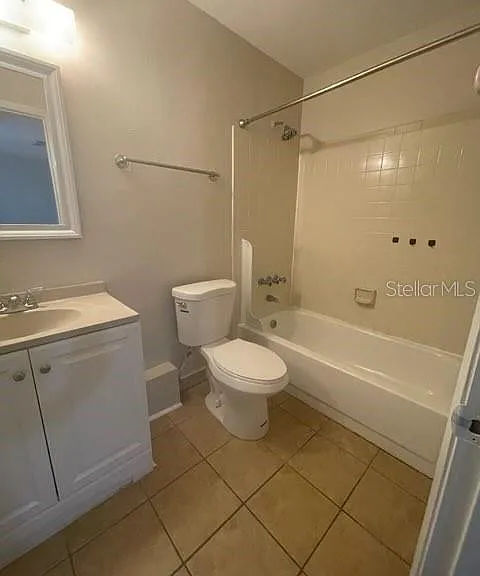 4411 SW 34th St #1304 — Photo 4