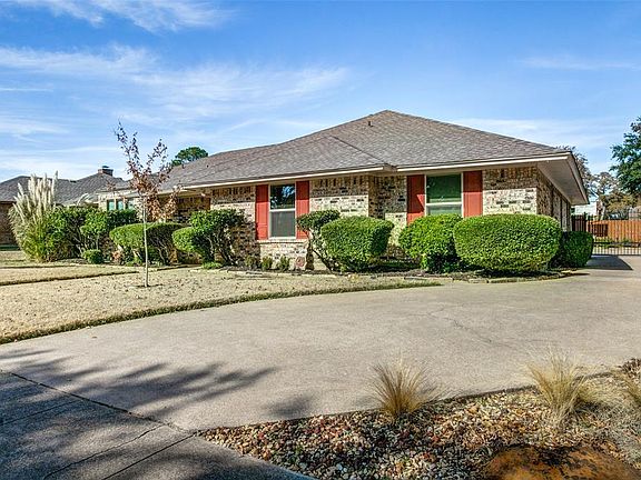 2nd image of 2017 Oakmeadow Ct