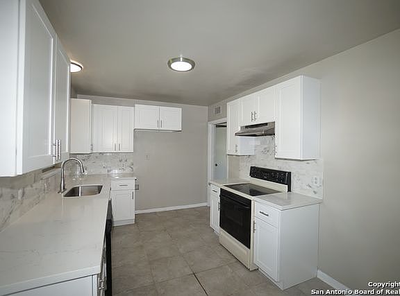 5th image of 227 Cicero Dr