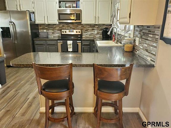 5th image of 2201 Scarborough Dr