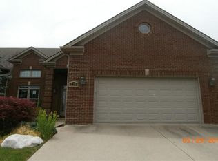 220 River Run Dr, Richmond, KY 40475