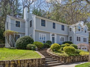 116 Atwood Ave, Newtonville, MA 02460