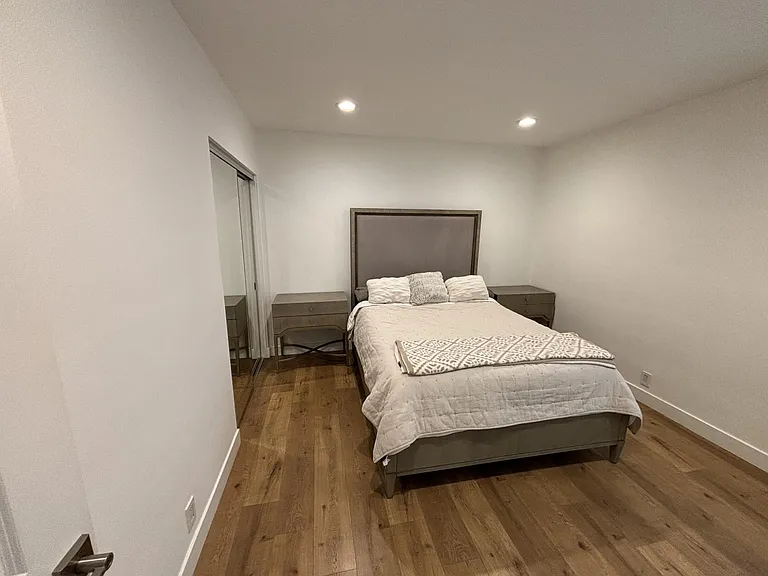 5327 Willis Ave — Photo 6