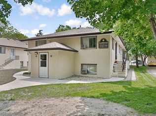 1724 Rollins Ave SE, Minneapolis, MN 55414