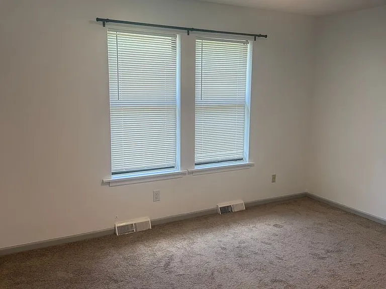 431 Maple Grove Way — Photo 18