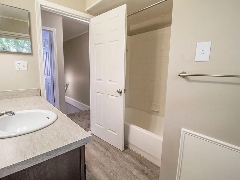 Meadowfield Townhomes — Photo 41