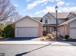 2 Cardiff Ct, Lititz, PA 17543