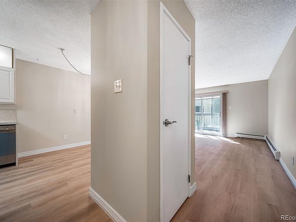 4th image of 3082 S Wheeling Way Bldg 208 #205