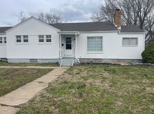 516 N Water Ave, Bolivar, MO 65613