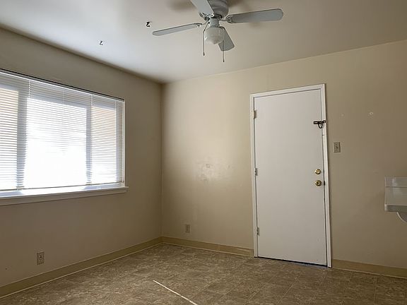 5th image of 1399 Luning Dr