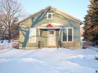 620 6th St, Hudson, SD 57034