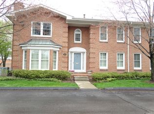119 Windwood Point, Saint Clair Shores, MI
