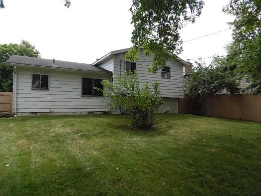 2nd image of 5082 Fullerton Dr